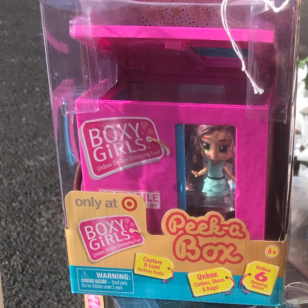 Boxy girls